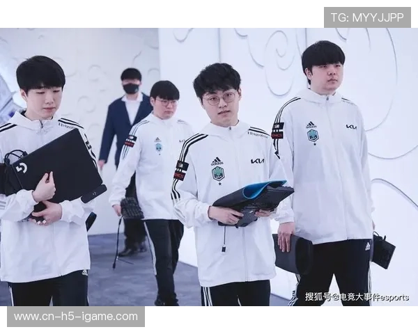 DWG KIA战队崛起背后的故事与电竞传奇:从挑战到荣耀的全程回顾